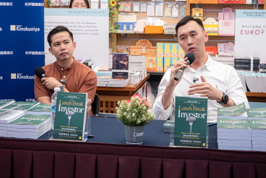 Thomas Chua in conversation with He Ruiming at Kinokuniya Takashimaya, Singapore